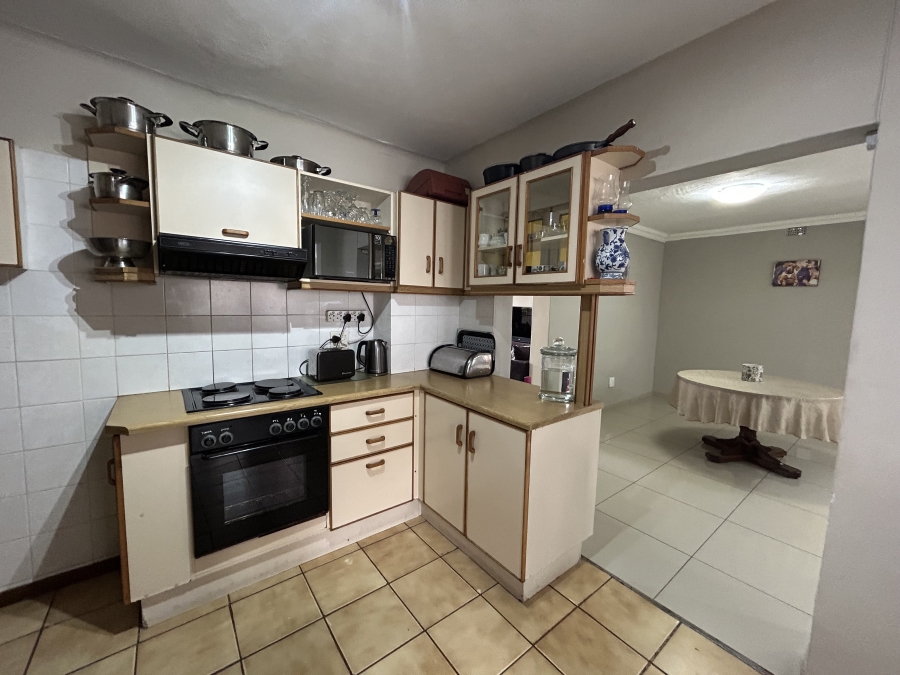 4 Bedroom Property for Sale in Braelyn Eastern Cape